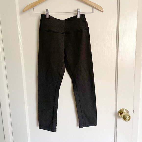LULULEMON Cropped Black Leggings - Picture 1 of 5